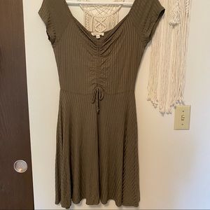 Rolla Coster brand juniors size large olive green casual dress